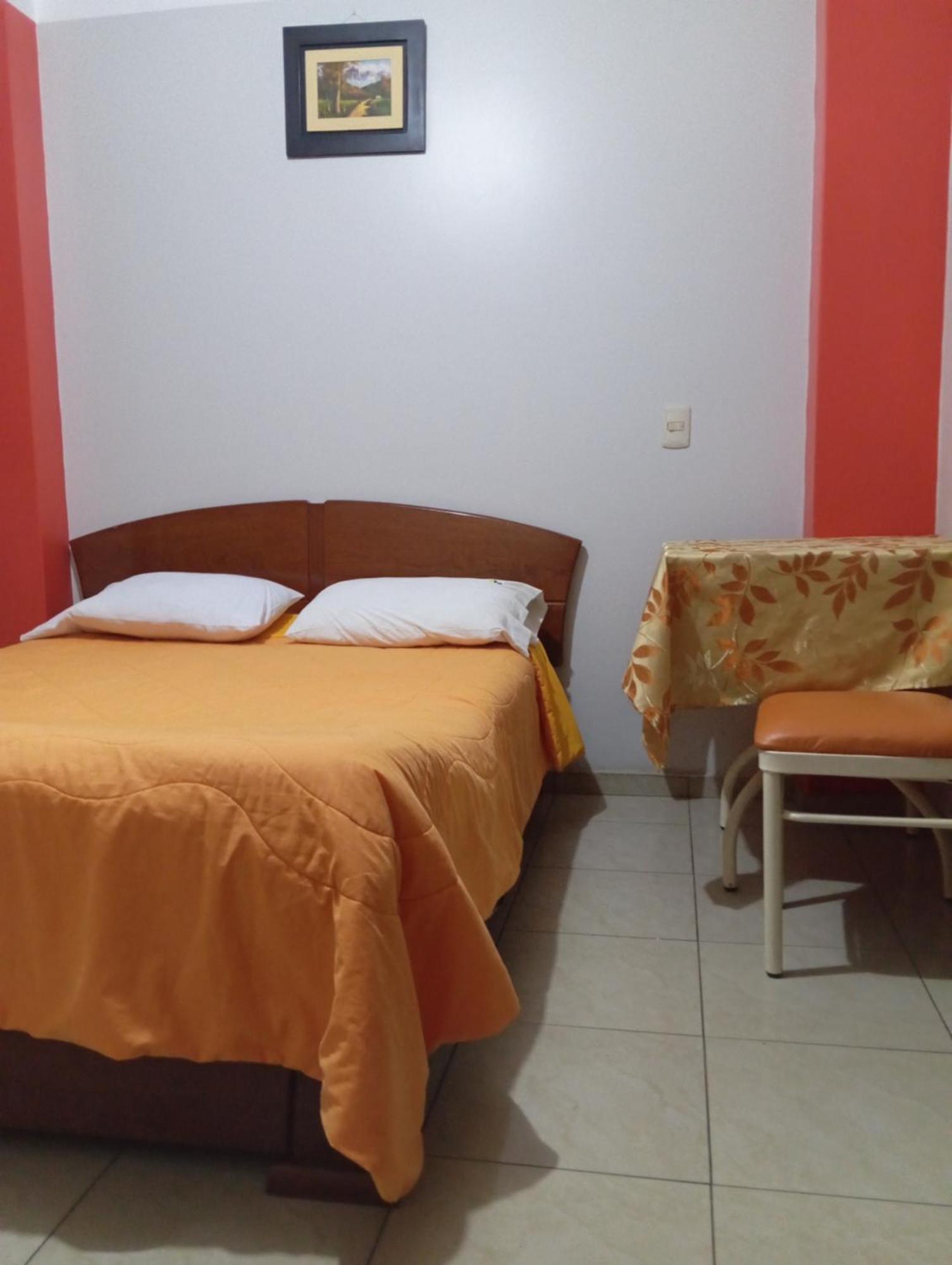 Hotel Los Gladiolos Кахамарка Стая снимка