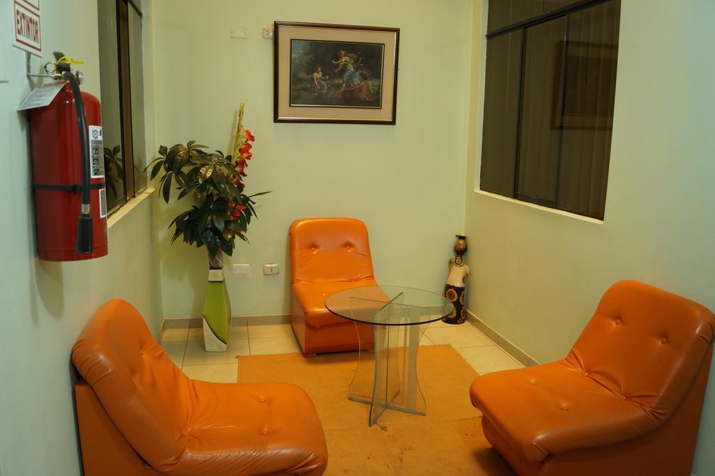 Hotel Los Gladiolos Кахамарка Екстериор снимка