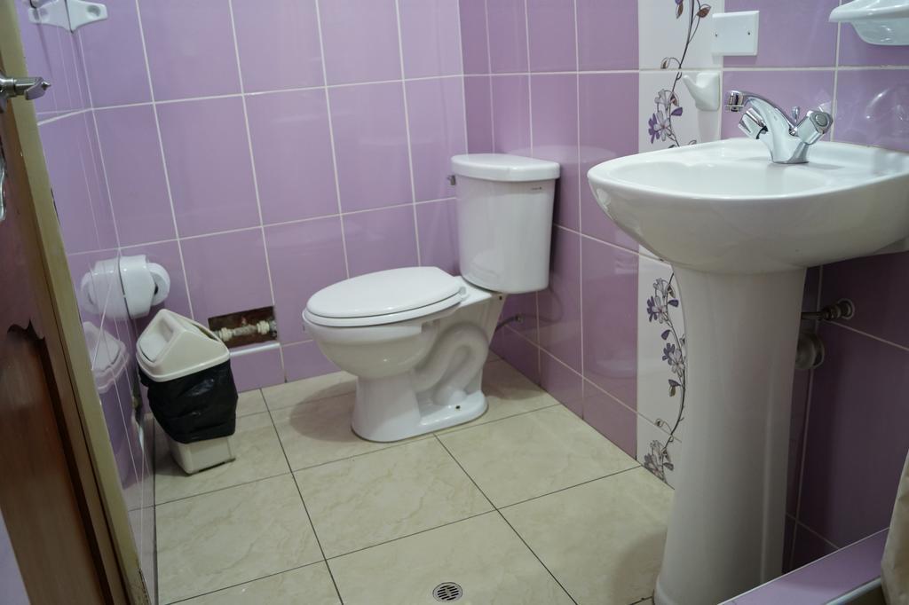 Hotel Los Gladiolos Кахамарка Екстериор снимка