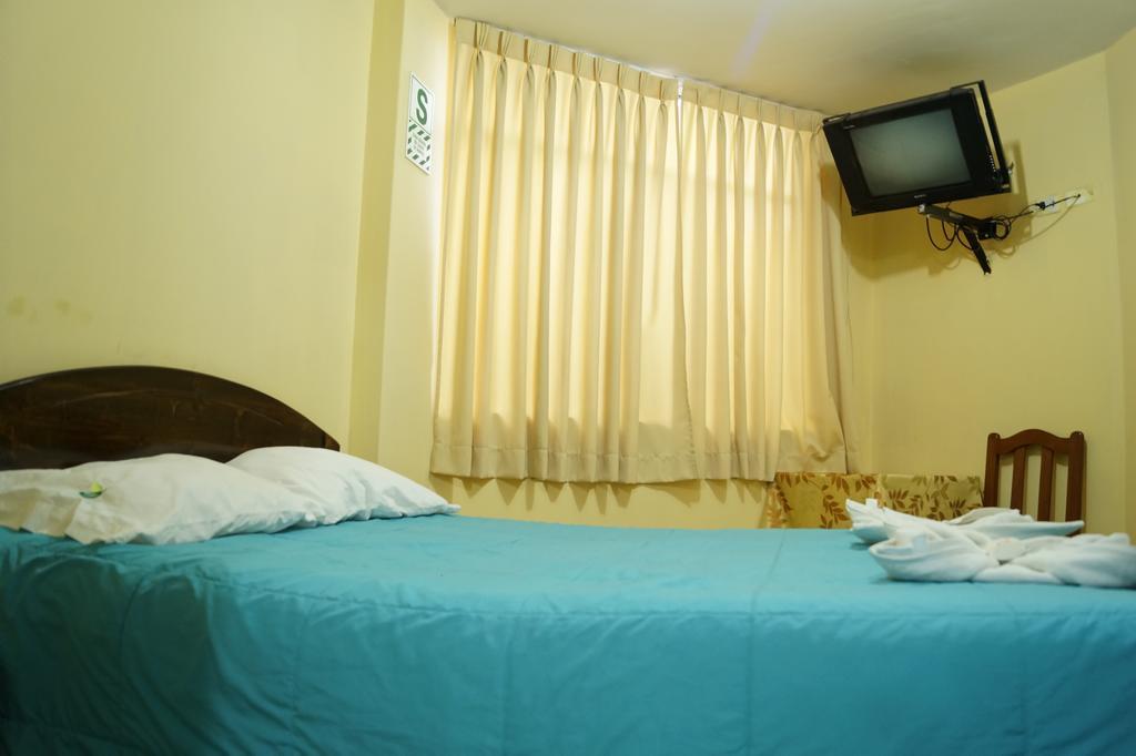 Hotel Los Gladiolos Кахамарка Стая снимка