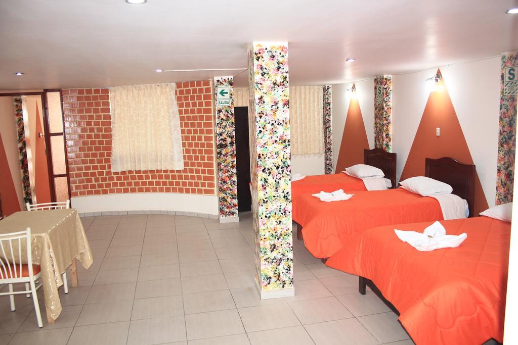 Hotel Los Gladiolos Кахамарка Екстериор снимка